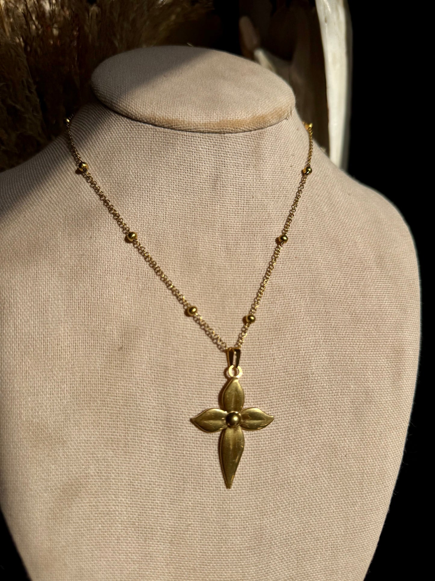 Achilles Necklace